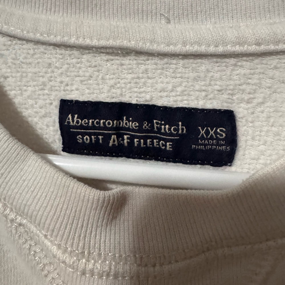 Abercrombie & Fitch Soft A&F Collection Womens Crewneck Sweatshirt - Picture 3 of 5